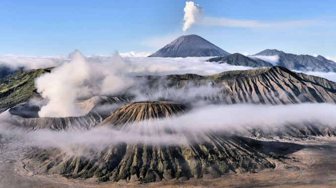 Wisata alam kota malang menyuguhkan udara segar, suasana menenangkan serta pemandangan alam indah. Cek rekomendasi tempat wisata alam terbaiknya disini!